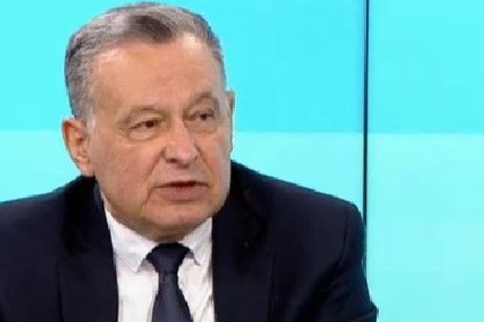 Артилерийски оръдия средства за отбрана в това число за военновъздушна